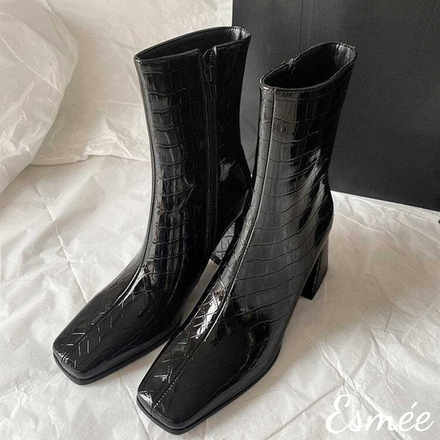 Shoes Esmée | Shiny Leather Ankle Boots With Alligator Pattern Black